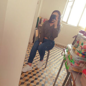 Meet your Posher, مسافره عبر الزمن